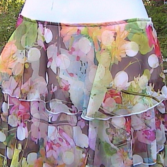 Black Multi Ruffles Chiffon Color Layer Skirt - Picture 3 of 8